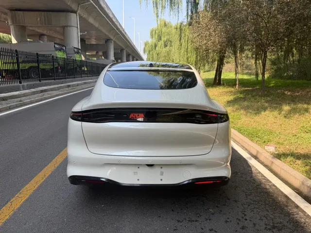 IM Motors IM LS6 2026 Pure Electric Max — Фото автомобиля 5