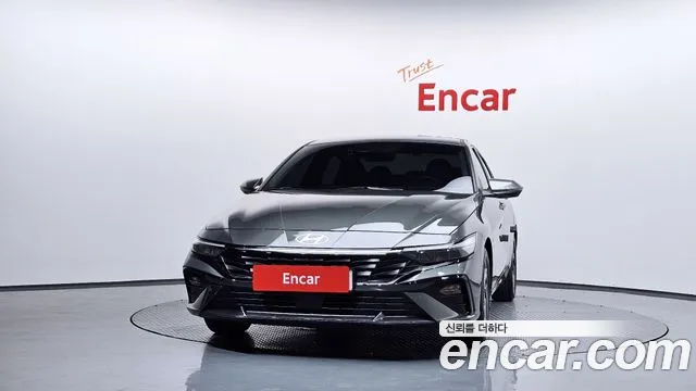 Hyundai AVANTE Новый Avante (CN7) — Фото автомобиля 3