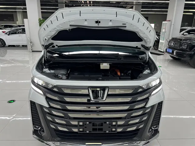 Toyota Vellfire — Фото автомобиля 25