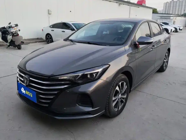 Фотография автомобиля — Changan Eado