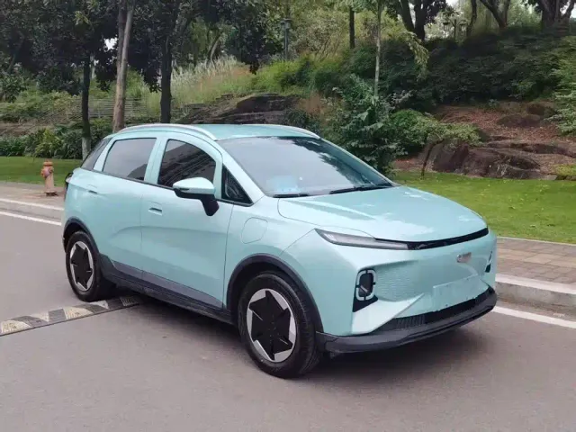 Geely Geometry E Firefly — Фото автомобиля 3