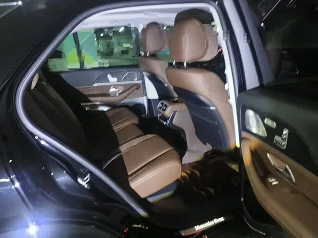 Mercedes-Benz GLE-Class — Фото автомобиля 11