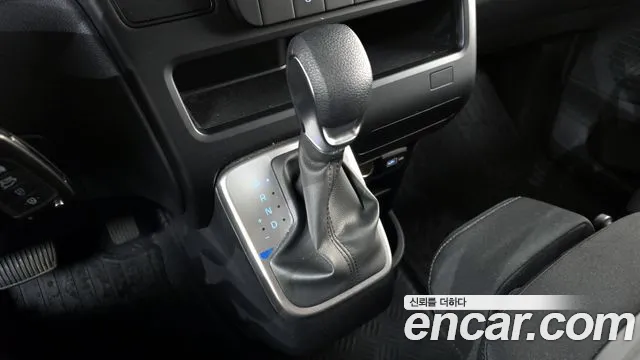 Hyundai Staria Staria Карго 3 места — Фото автомобиля 9