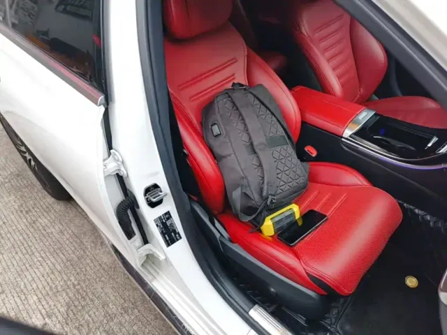 Mercedes-Benz C-Class — Фото автомобиля 24