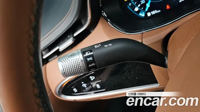 Genesis GV70 2.5T Бензин AWD — Фото автомобиля 21