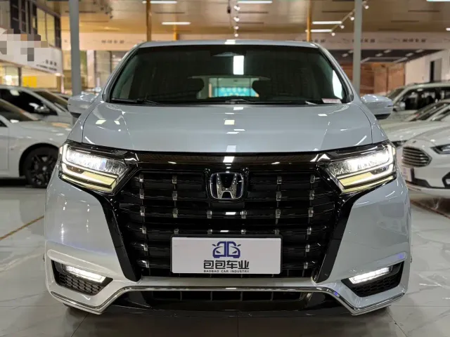 Honda Elysion — Фото автомобиля 2