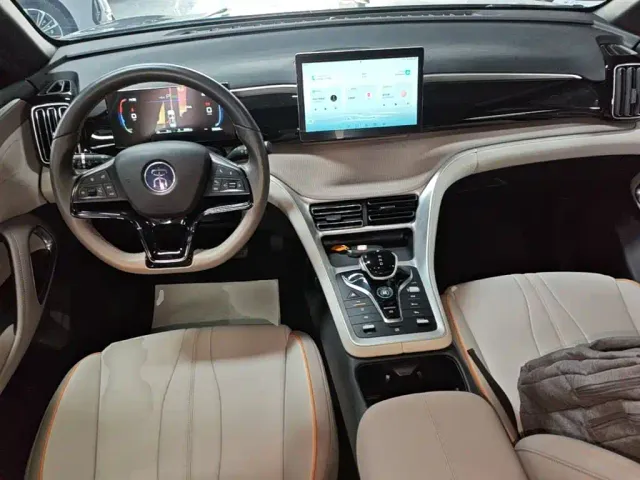 BYD Song Pro — Фото автомобиля 5