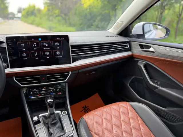 Volkswagen Sagitar — Фото автомобиля 15