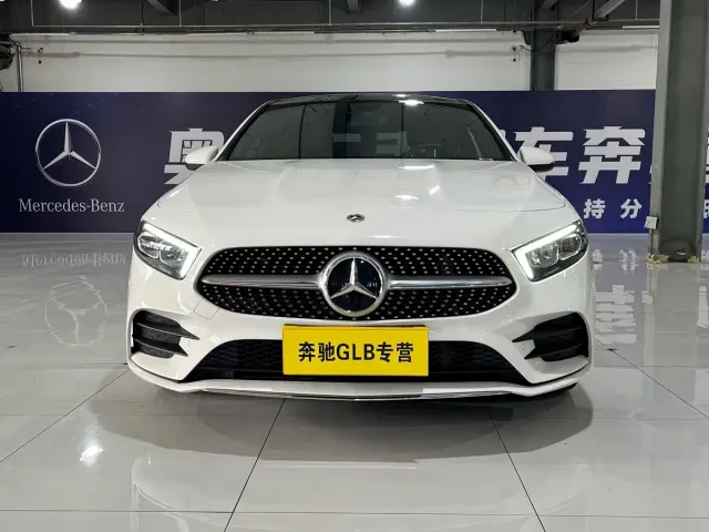 Mercedes-Benz A-Class — Фото автомобиля 2