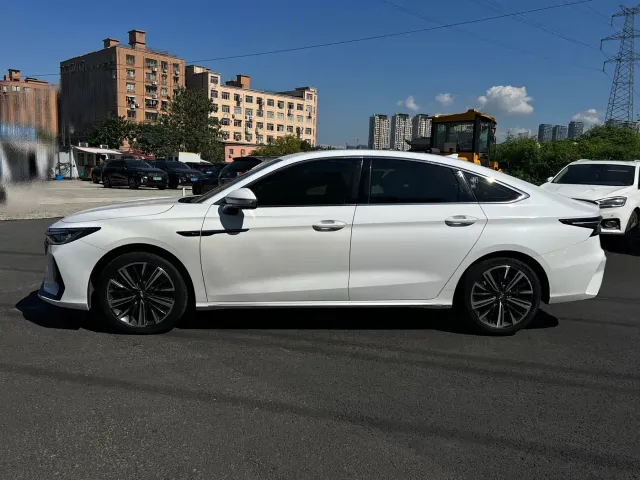 Chery Arrizo 8 — Фото автомобиля 3