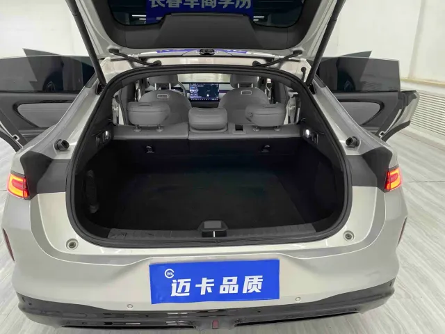 Changan Qiyuan A06 — Фото автомобиля 11