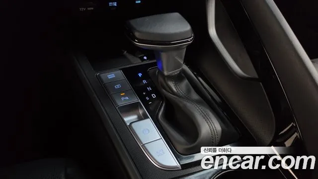 Hyundai Avante CN7 — Фото автомобиля 12