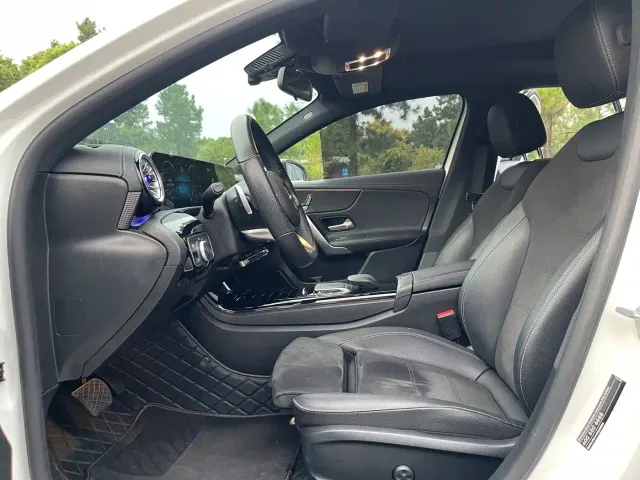 Mercedes-Benz A-Class — Фото автомобиля 14