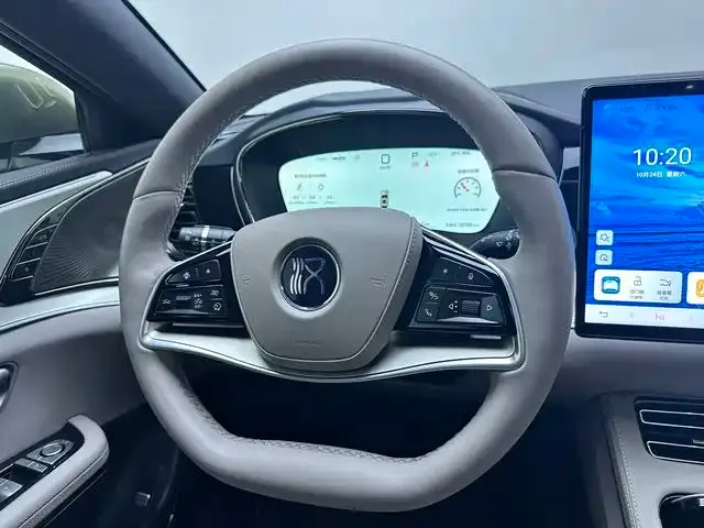 BYD Han — Фото автомобиля 12