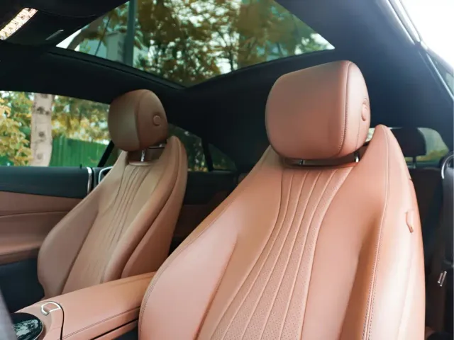 Mercedes-Benz E-Class — Фото автомобиля 21