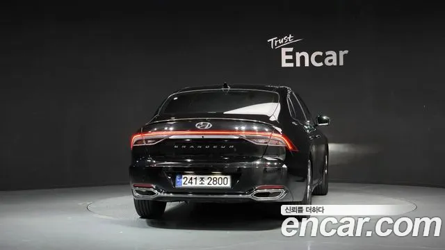Hyundai Grandeur — Фото автомобиля 4