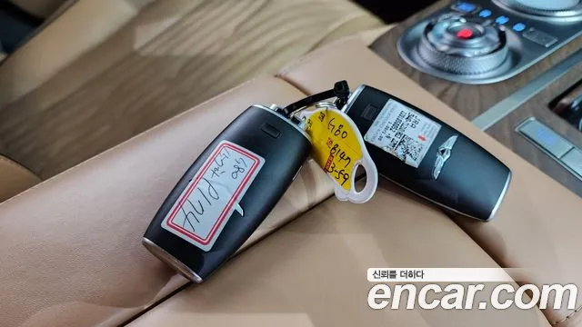 Genesis G80 Бензин 2.5 турбо AWD — Фото автомобиля 27