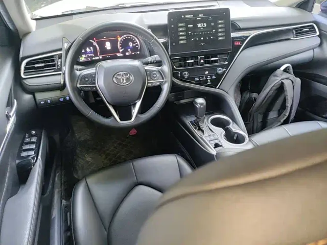 Toyota Camry — Фото автомобиля 9