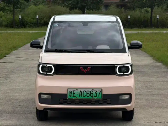 Wuling Hongguang Mini EV — Фото автомобиля 3