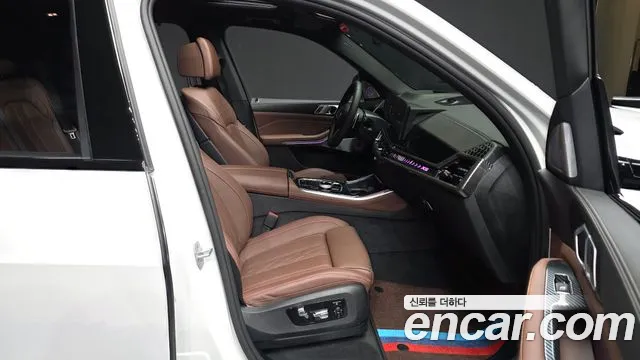 BMW X5 xDrive 40i M Sport — Фото автомобиля 11