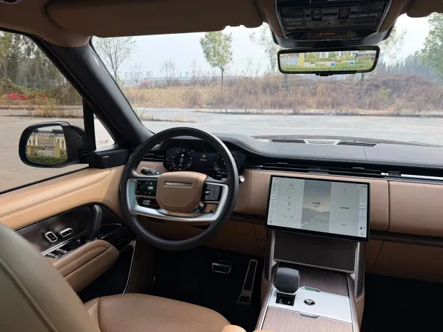 Land Rover Range Rover — Фото автомобиля 11