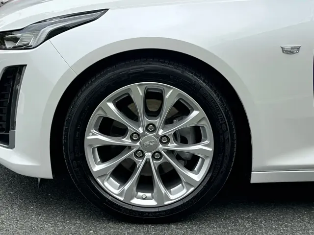 Cadillac CT5 — Фото автомобиля 17