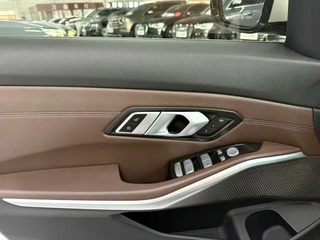 BMW 3 Series — Фото автомобиля 20