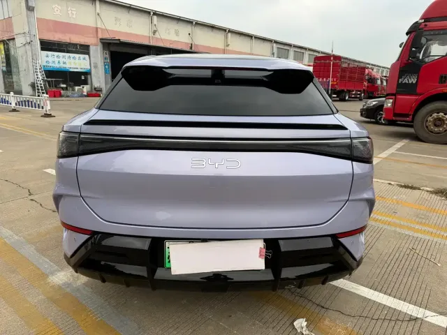 BYD Sealion 07 EV — Фото автомобиля 5