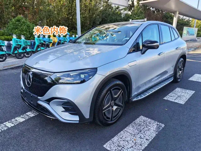 Фотография автомобиля — Mercedes-Benz EQE SUV