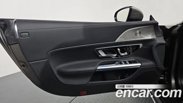 Mercedes-Benz SL-Class R232 — Фото автомобиля 25