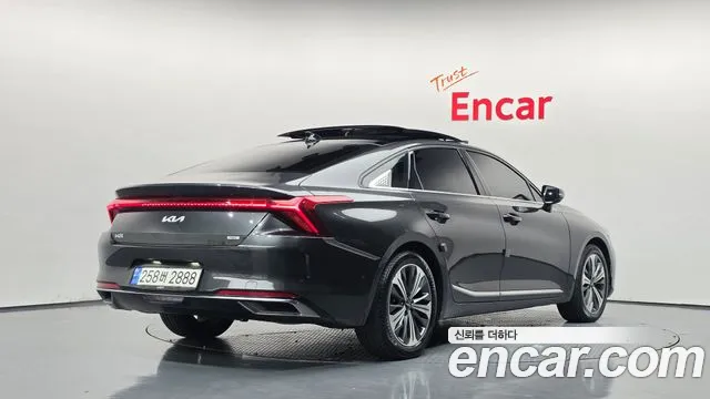 Kia K8 Hybrid — Фото автомобиля 2