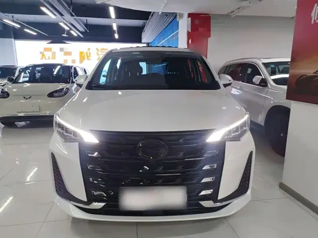 GAC Trumpchi M6 — Фото автомобиля 2