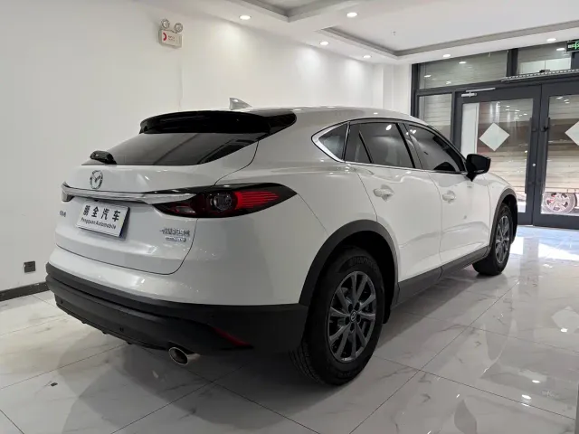 Mazda CX-4 — Фото автомобиля 17