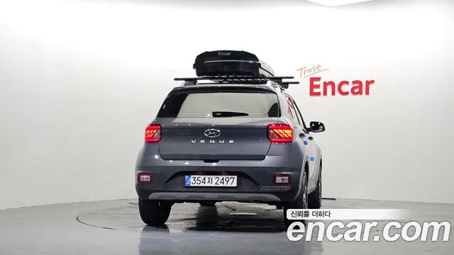 Hyundai Venue — Фото автомобиля 4