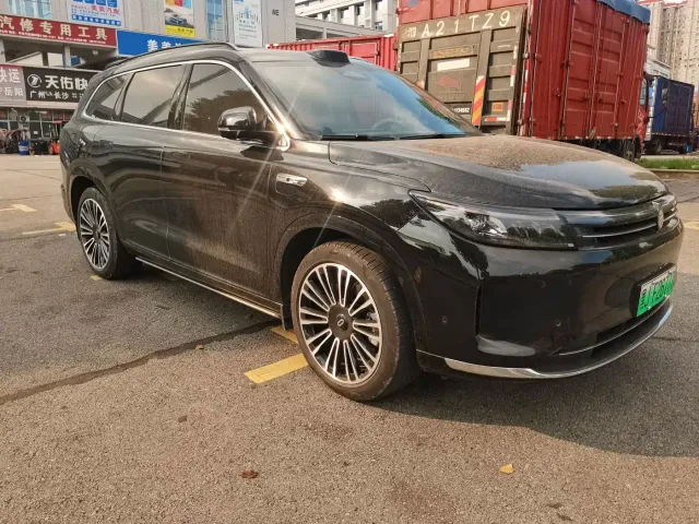 Aito M7 — Фото автомобиля 3