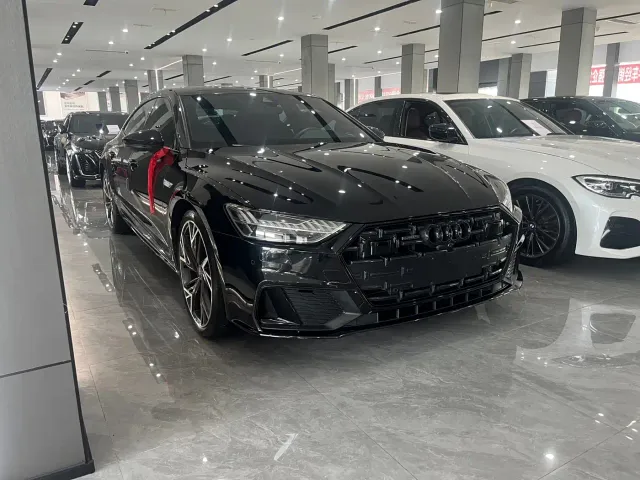 Audi A7L — Фото автомобиля 3