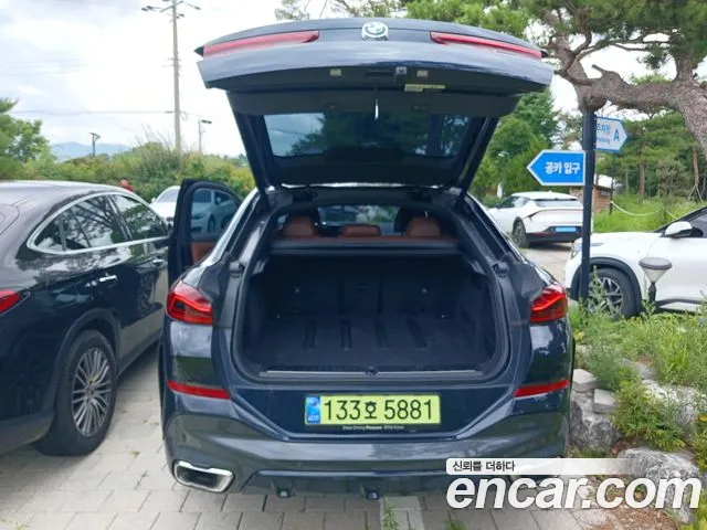 BMW X6 — Фото автомобиля 14