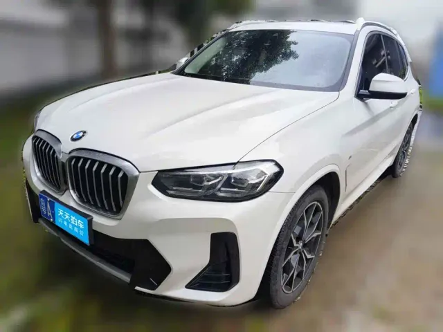 Фотография автомобиля — BMW X3