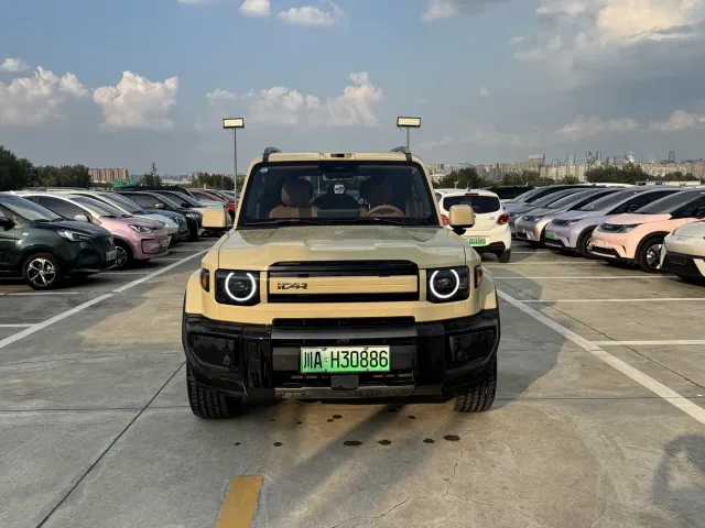 iCAR V27 — Фото автомобиля 2
