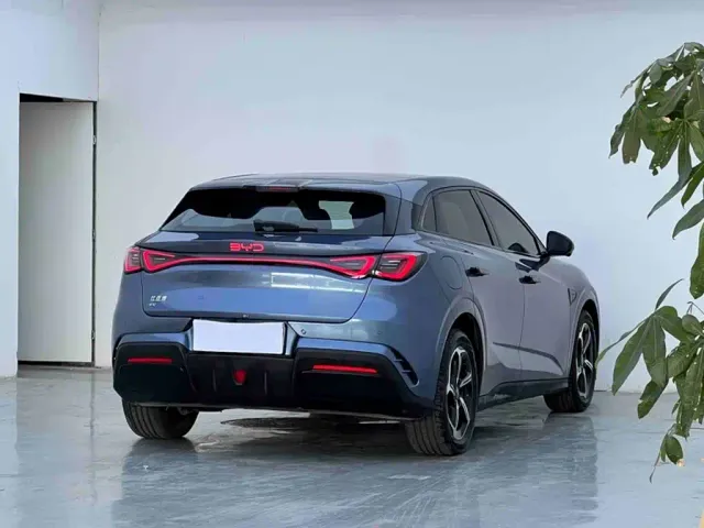 BYD Seal 06 GT — Фото автомобиля 12