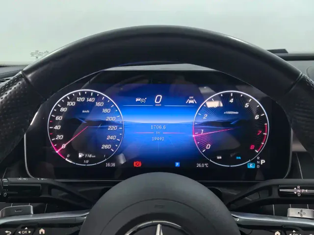 Mercedes-Benz C-Class — Фото автомобиля 18