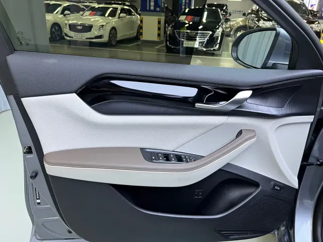 BYD Qin PLUS — Фото автомобиля 10