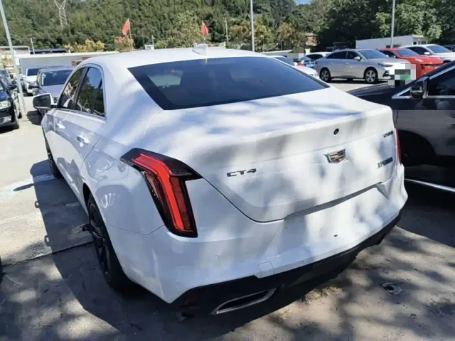 Cadillac CT4 — Фото автомобиля 4