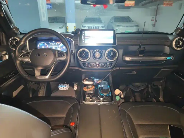 BAIC BJ40 — Фото автомобиля 12