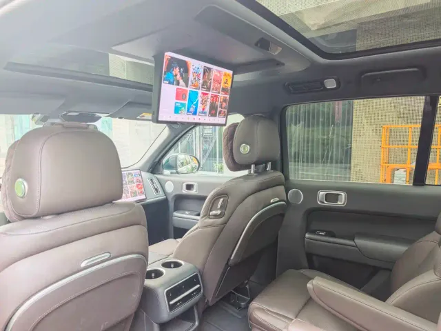 Li Auto L8 — Фото автомобиля 14