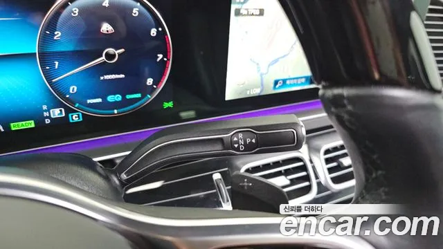 Mercedes-Benz GLS-Class — Фото автомобиля 9