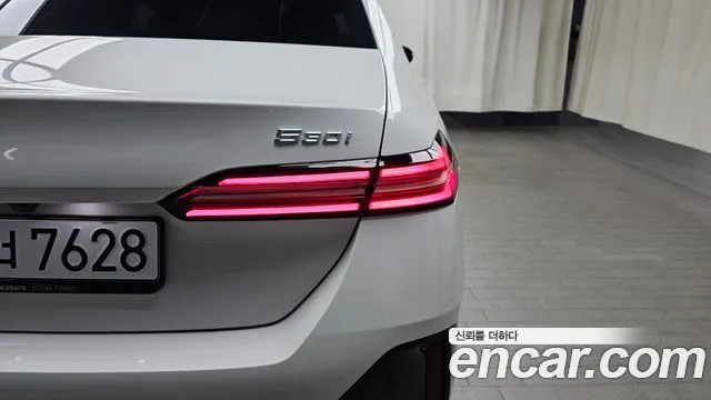 BMW 5-Series 5 серия (G60) 530i xDrive M Sport — Фото автомобиля 21