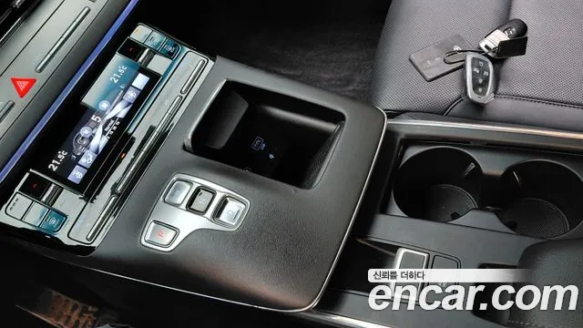 Hyundai Grandeur Grandeur (New) — Фото автомобиля 9