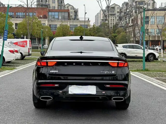 Geely Xingrui — Фото автомобиля 9