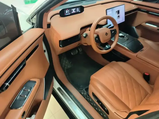 GAC Hyptec HT — Фото автомобиля 15